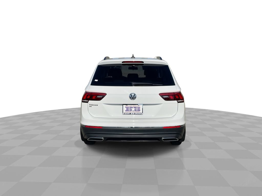 Used 2021 Volkswagen Tiguan SE w/ Panoramic Sunroof Package image 7