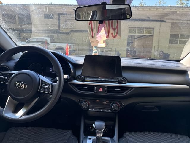 Used 2019 Kia Forte LXS FWD image 9