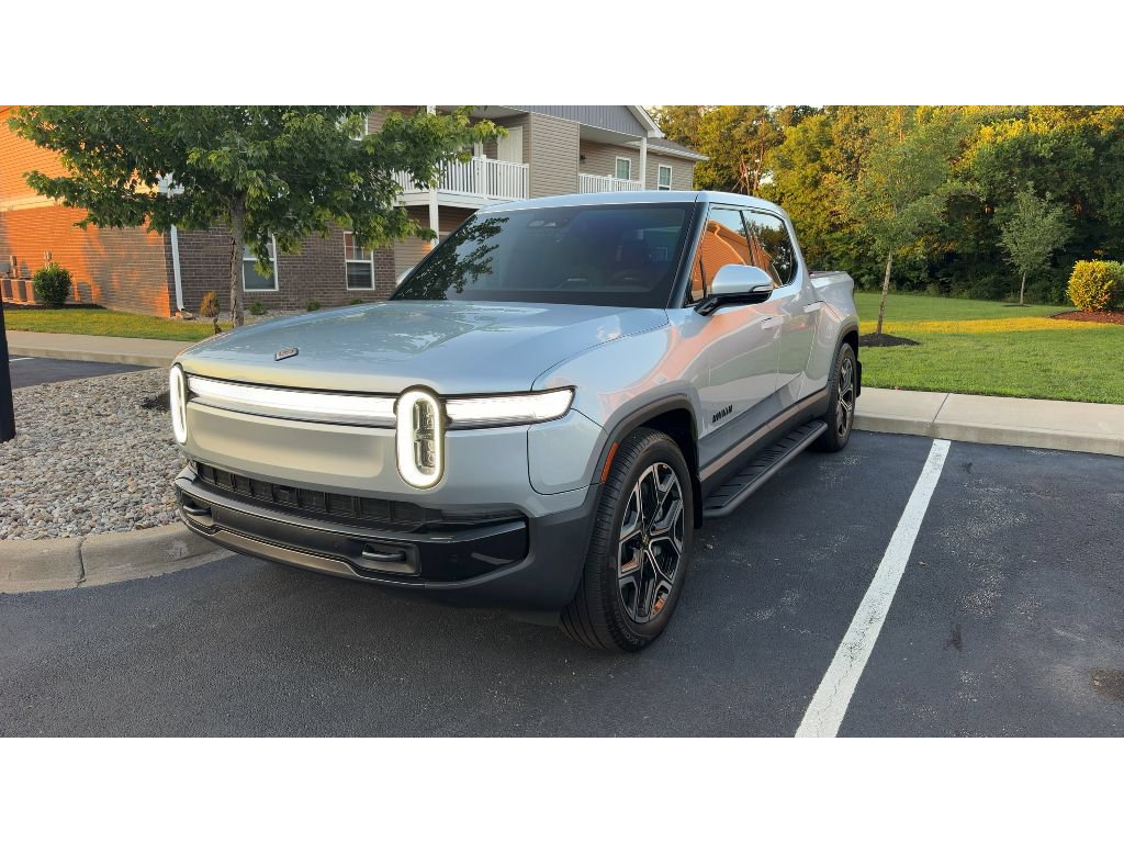 Used 2026 Rivian R1T Adventure AWD/4WD image 1