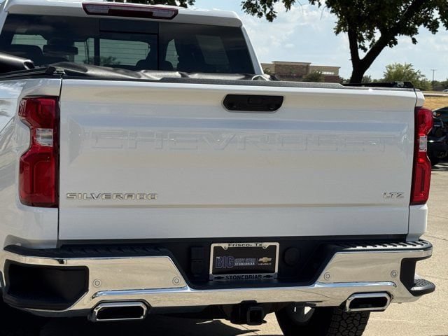 Used 2024 Chevrolet Silverado 1500 LTZ w/ LTZ Convenience Package II AWD/4WD image 8