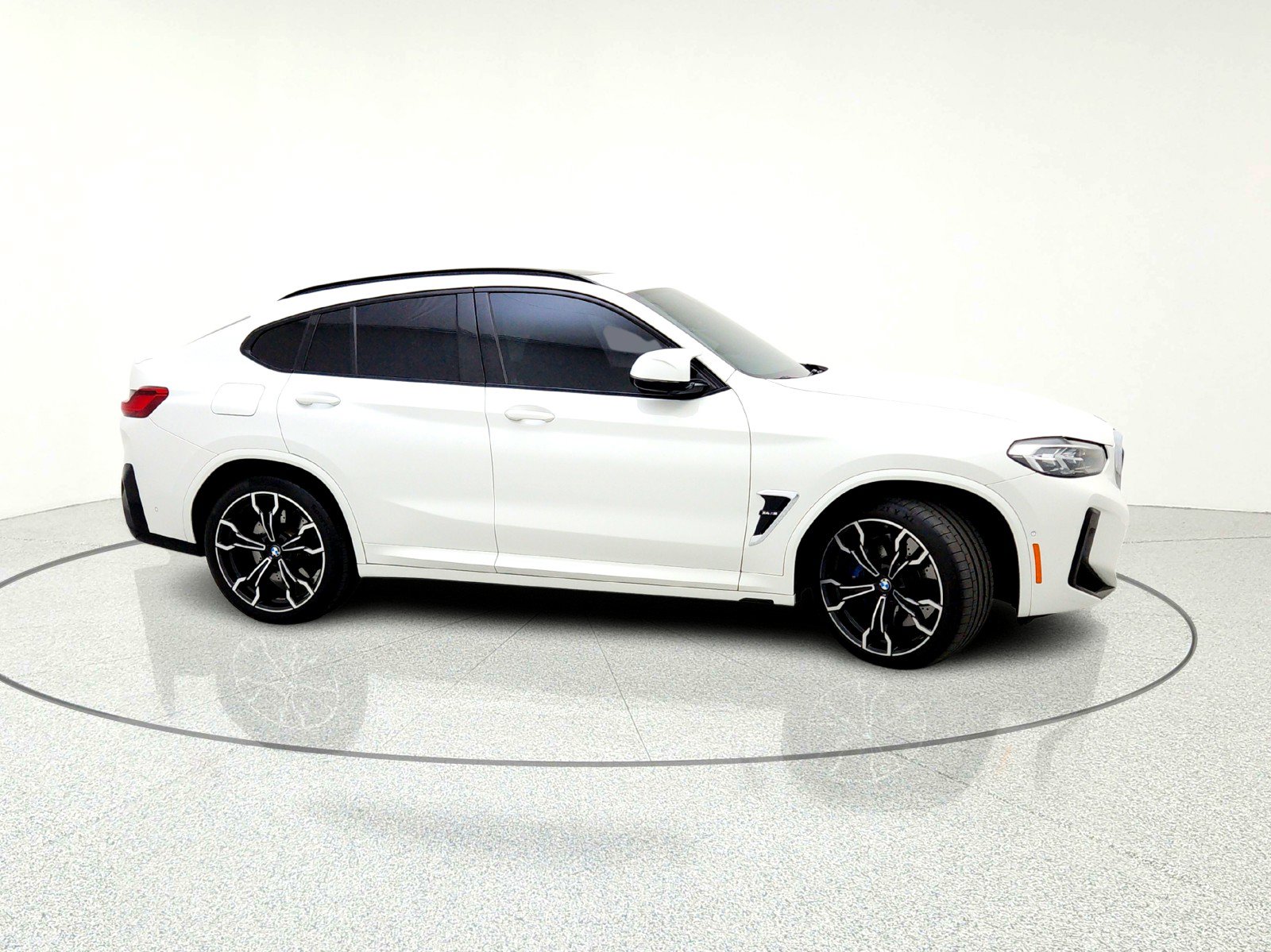 Used 2022 BMW X4 M image 7