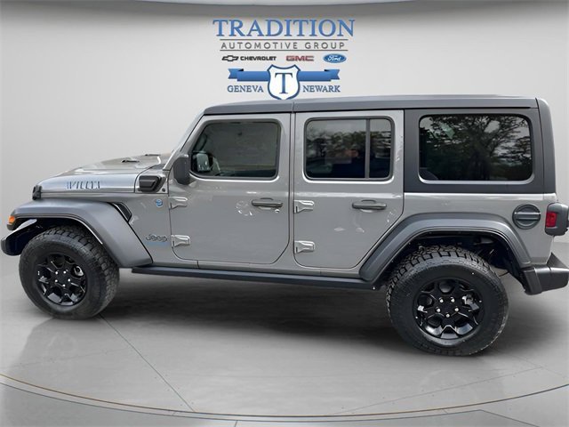 Used 2023 Jeep Wrangler Unlimited image 2