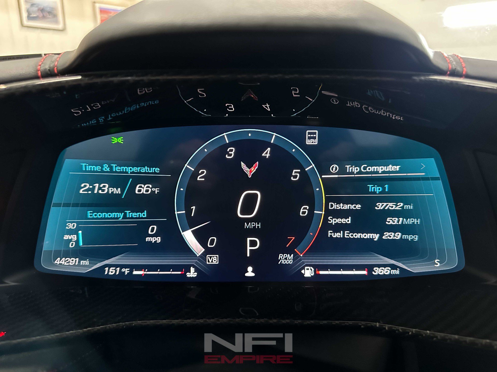 Used 2021 Chevrolet Corvette Stingray Premium Conv w/ Z51 Performance Package RWD image 25