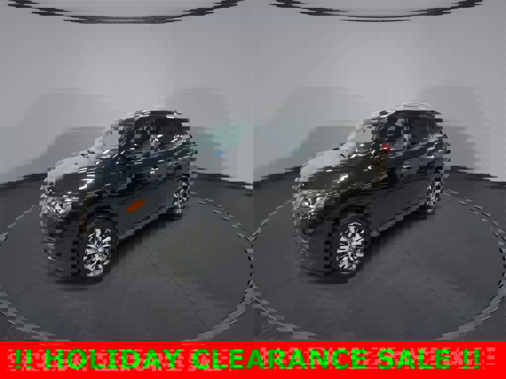 Used 2019 Nissan Pathfinder SV image 4