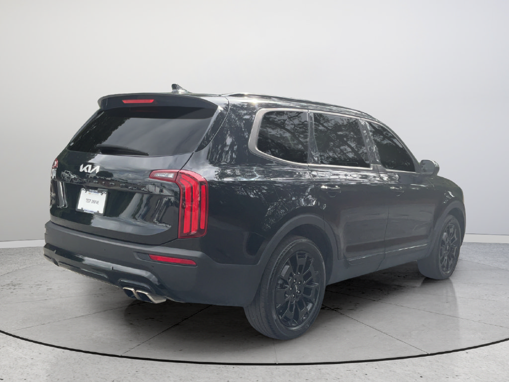 Used 2022 Kia Telluride EX w/ EX Premium Package AWD/4WD image 6