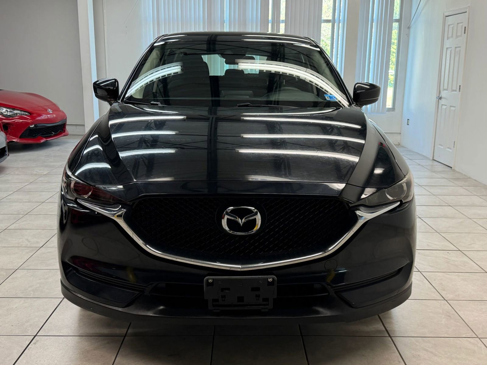 Used 2017 MAZDA CX-5 Sport AWD/4WD image 2