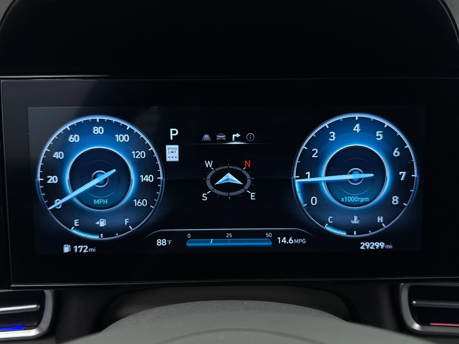 Used 2024 Hyundai Elantra SEL FWD image 31