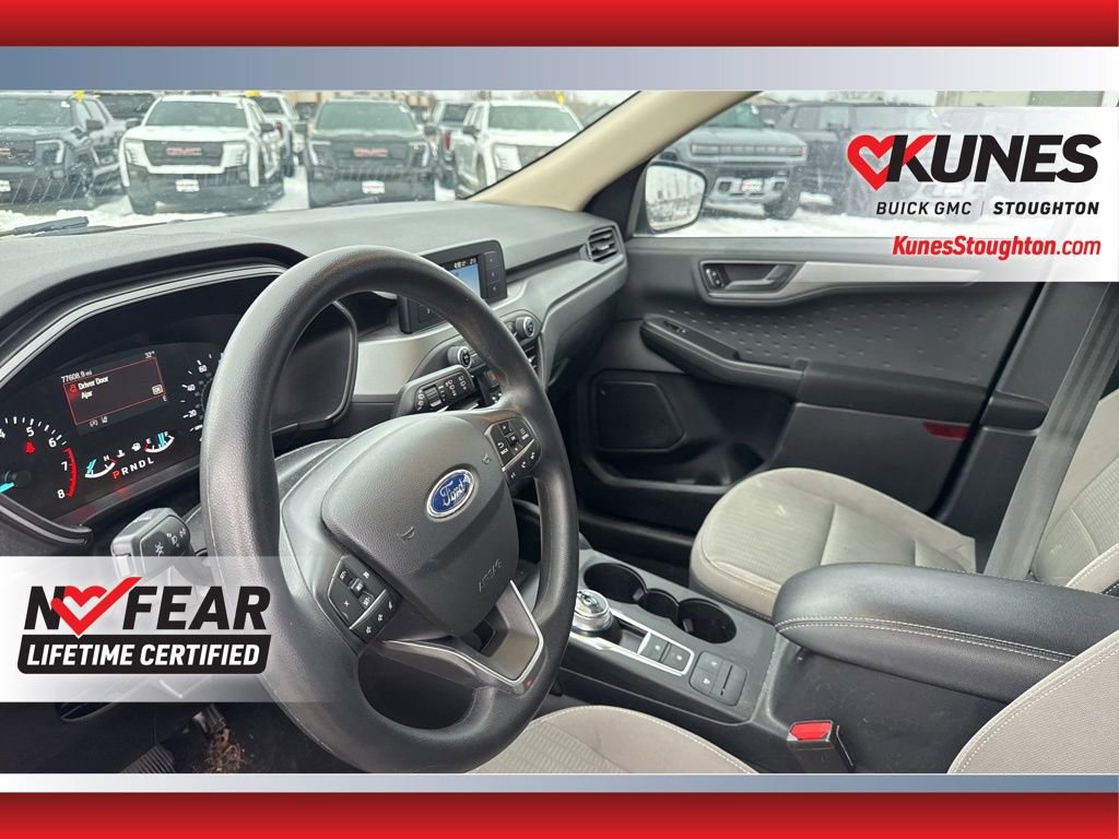 Used 2020 Ford Escape S image 20