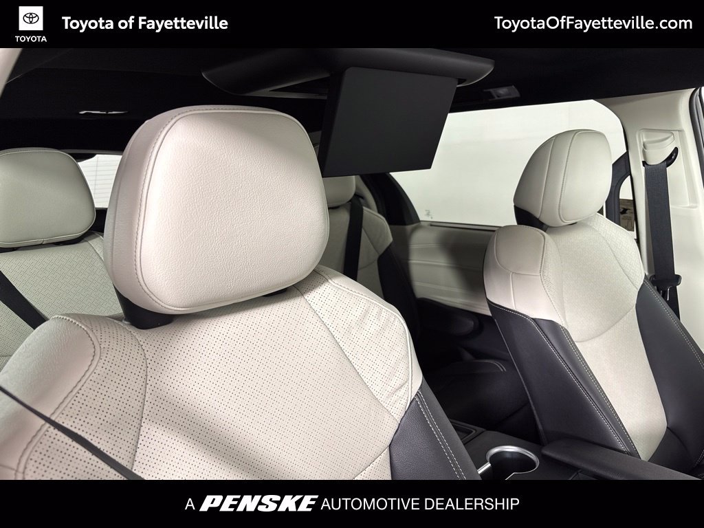 New 2026 Toyota Sienna Platinum AWD/4WD image 13