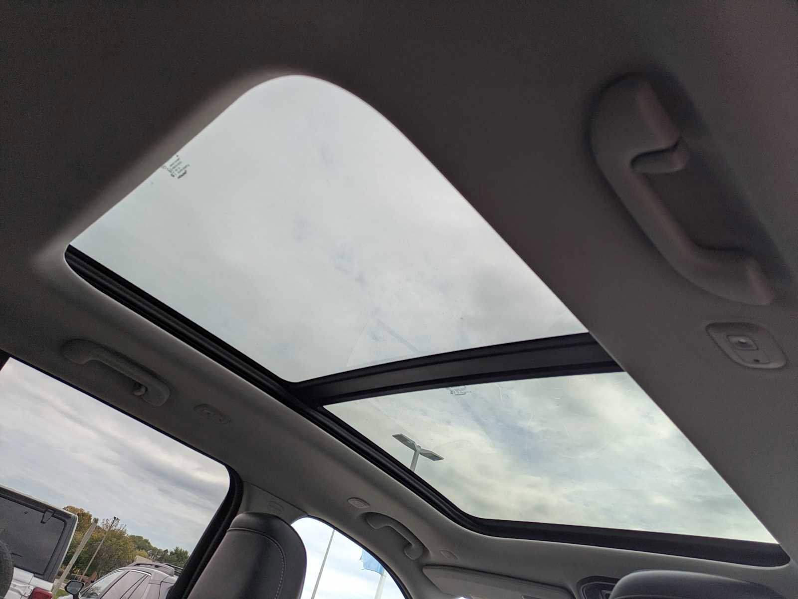 Used 2024 Jeep Grand Cherokee Limited 4xe image 21