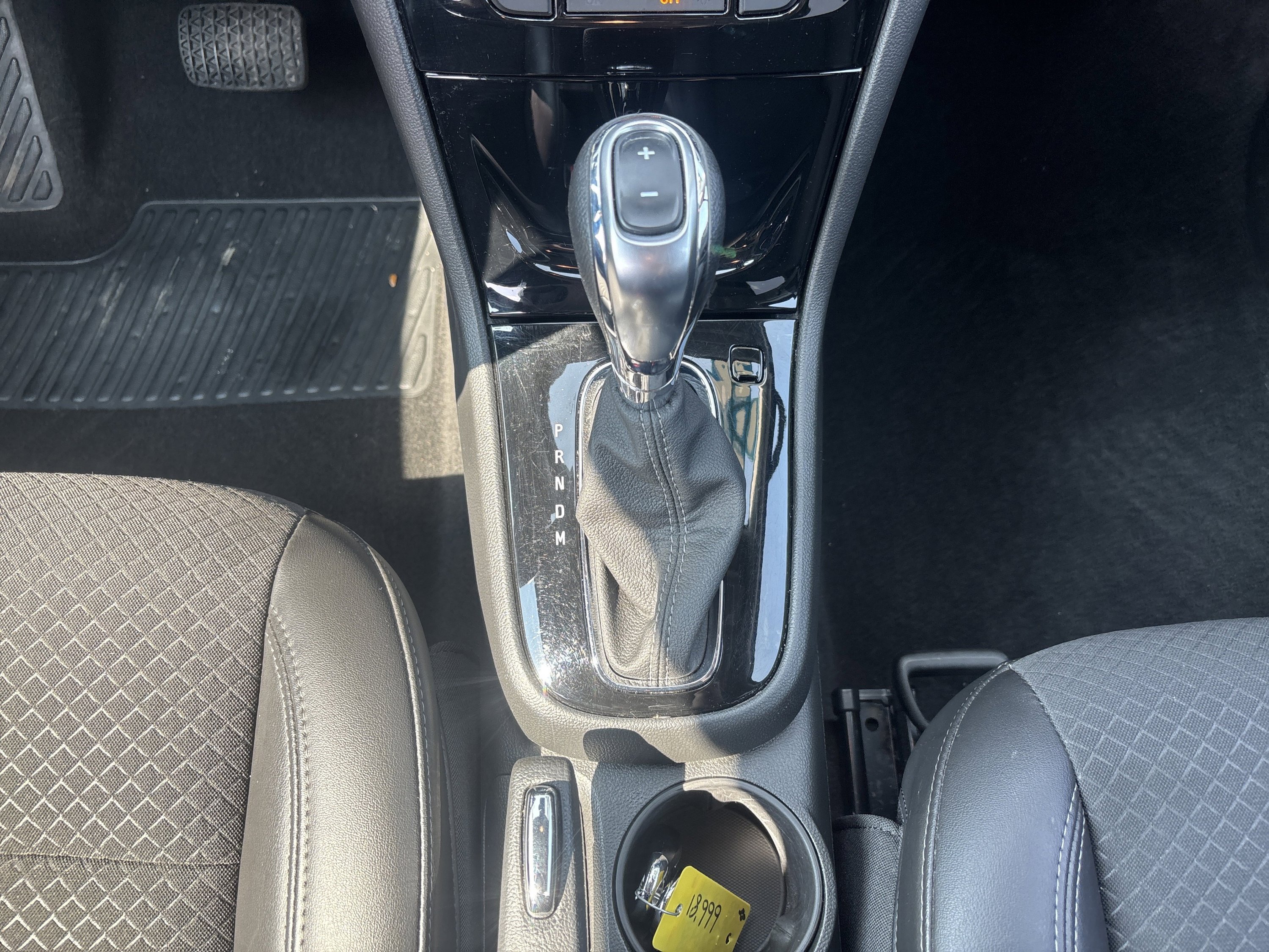 Used 2022 Buick Encore Preferred w/ Safety Package image 19