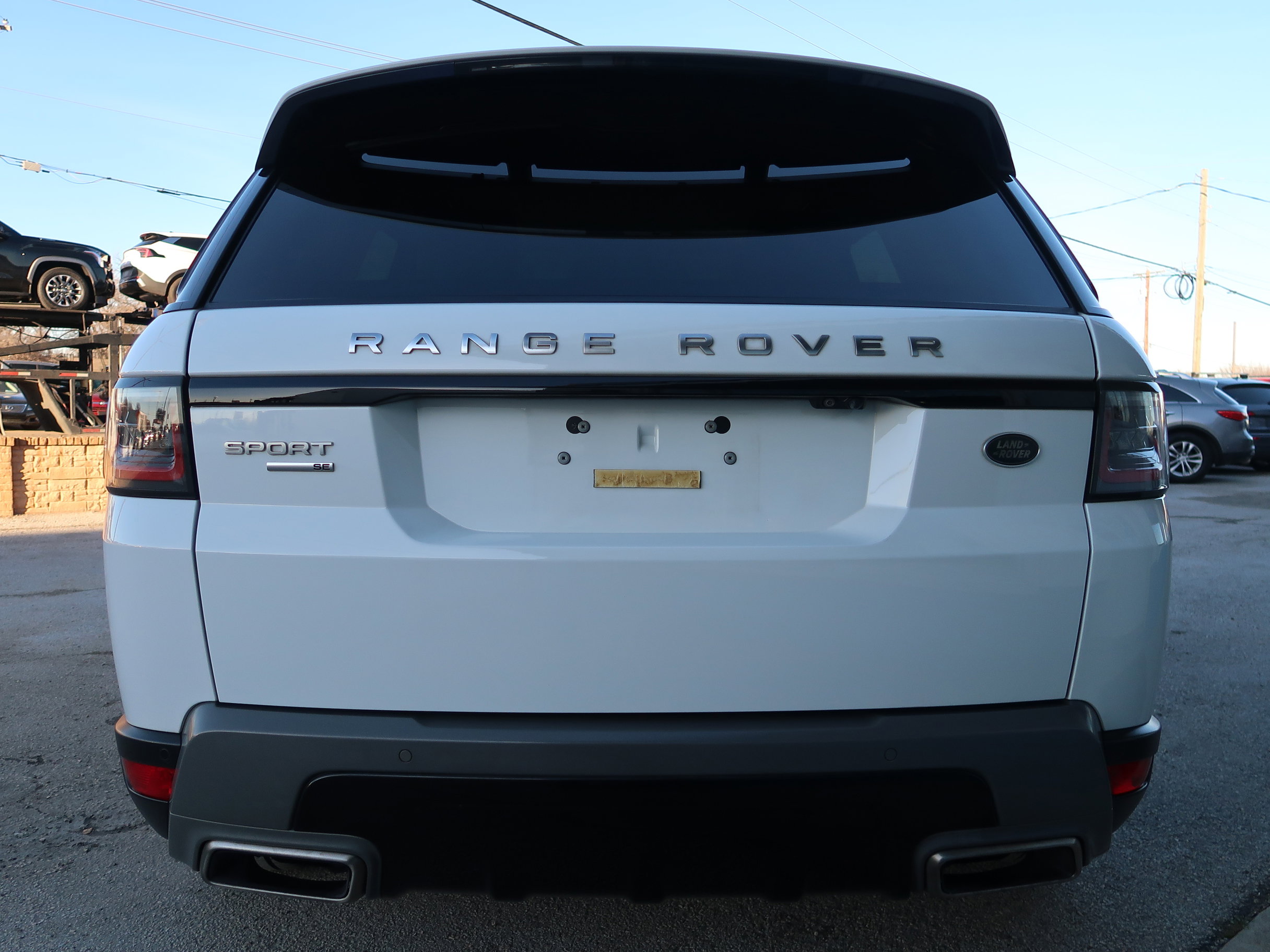 Used 2018 Land Rover Range Rover Sport SE image 10