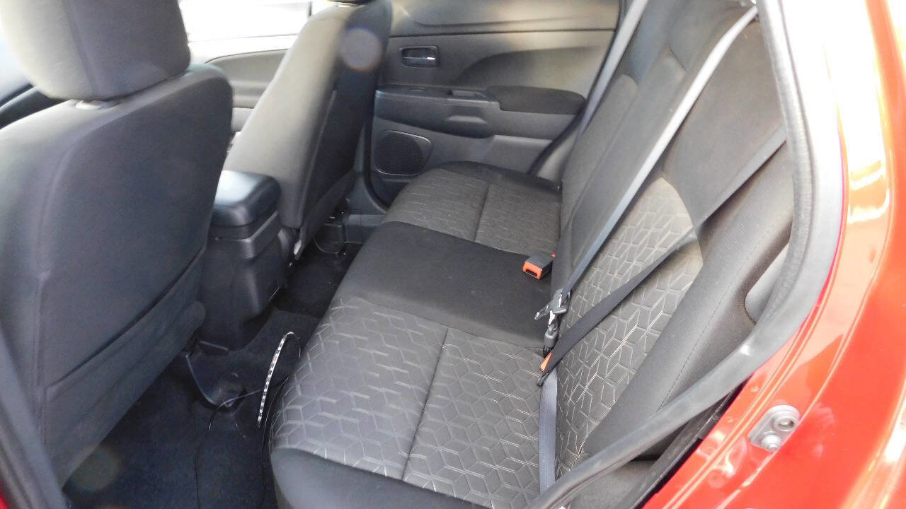 Used 2024 Mitsubishi Outlander Sport AWD image 16