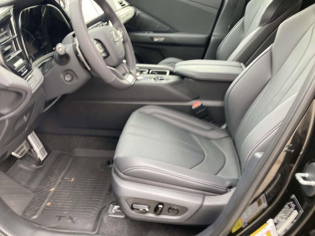 New 2026 Lexus TX 500h AWD image 12