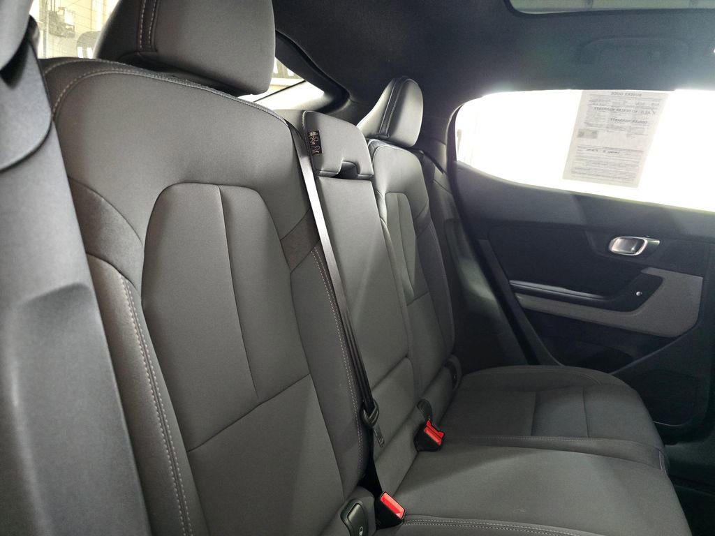 Used 2022 Polestar Polestar 2 w/ Plus Package AWD/4WD image 27