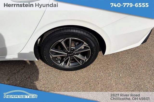 Used 2023 Kia Forte LXS FWD image 19