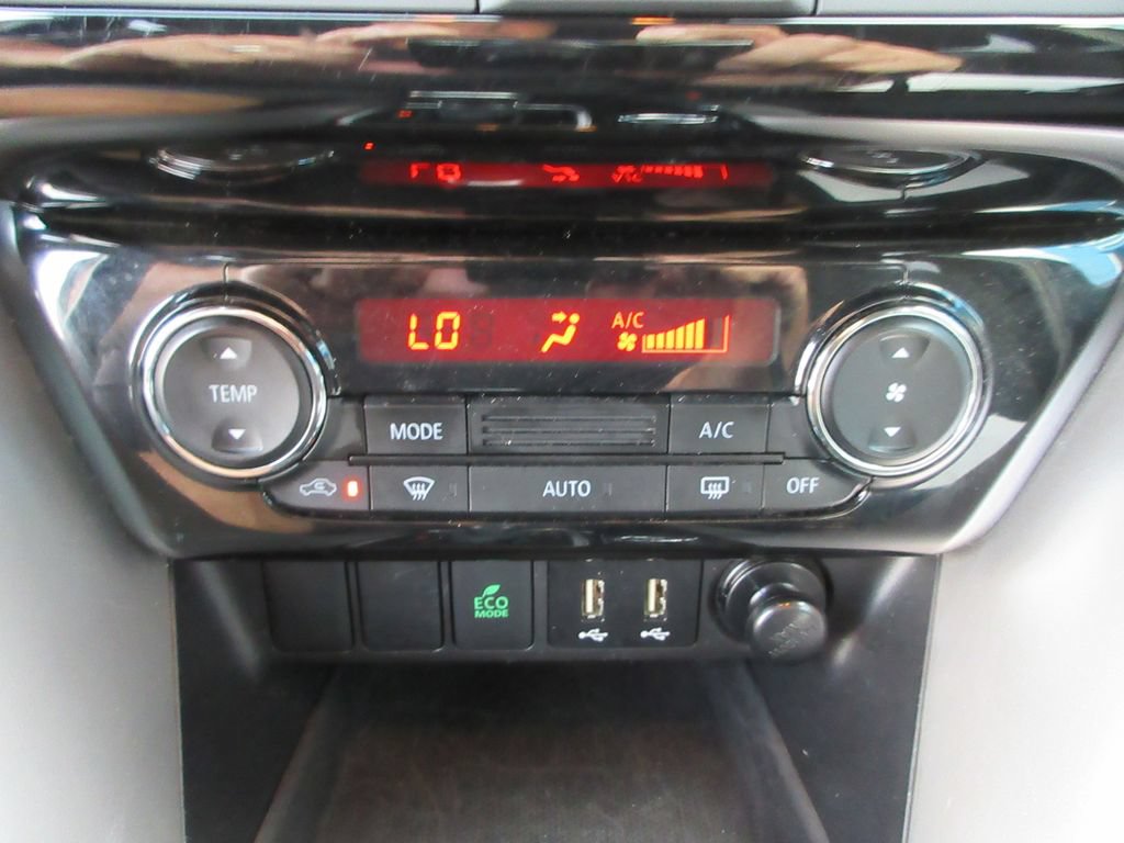 Used 2025 Mitsubishi Eclipse Cross LE AWD/4WD image 29
