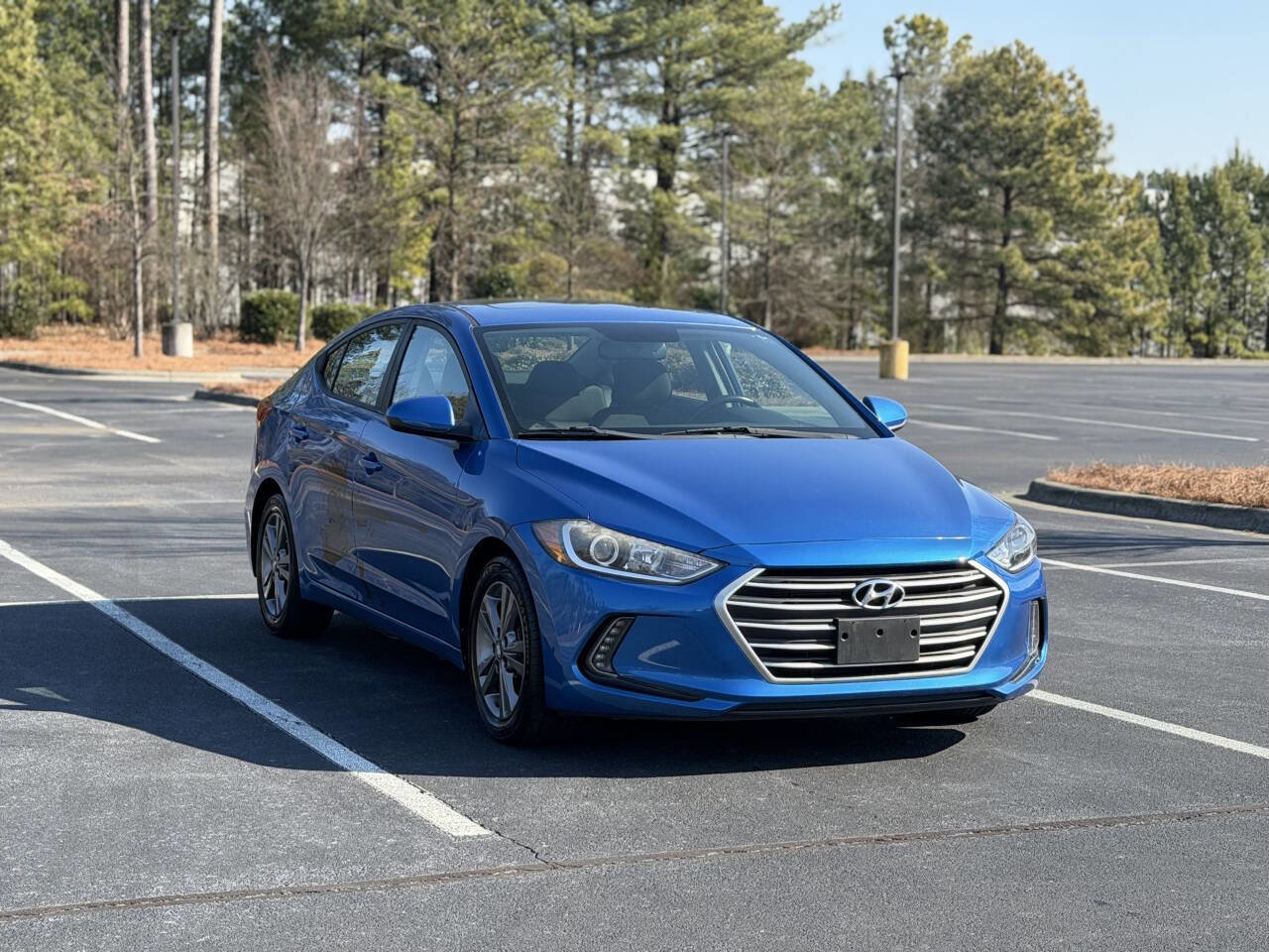 Used 2017 Hyundai Elantra Value Edition image 2