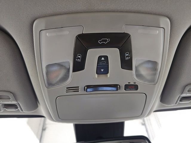 Used 2019 Toyota Sienna XLE w/ XLE Navigation Package image 27