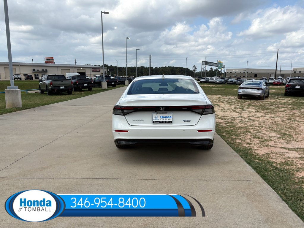 New 2026 Honda Accord Hybrid Touring image 5