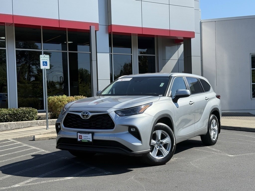 Certified 2023 Toyota Highlander LE