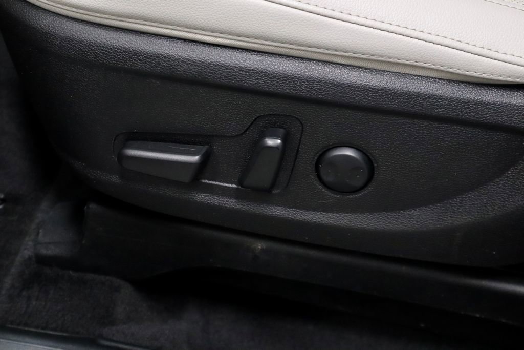 Used 2022 Kia Telluride EX w/ EX Premium Package image 25