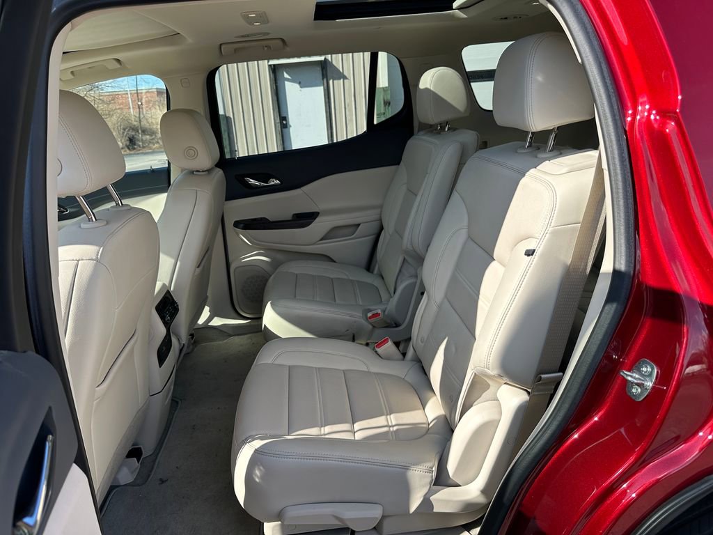 Used 2022 GMC Acadia Denali w/ Denali Ultimate Package image 20