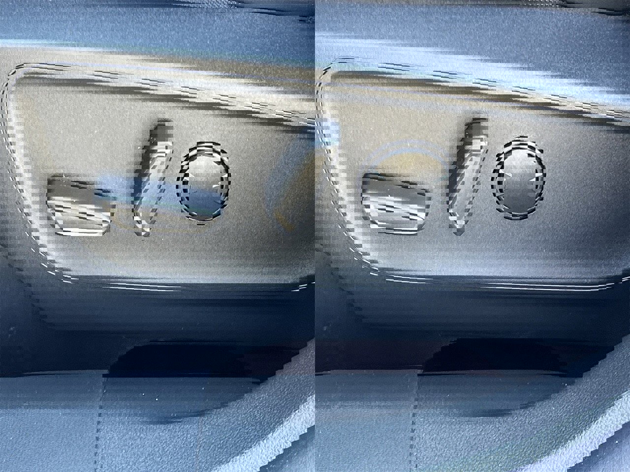 New 2025 Ford Escape ST-Line w/ Tech Pack #1 image 20