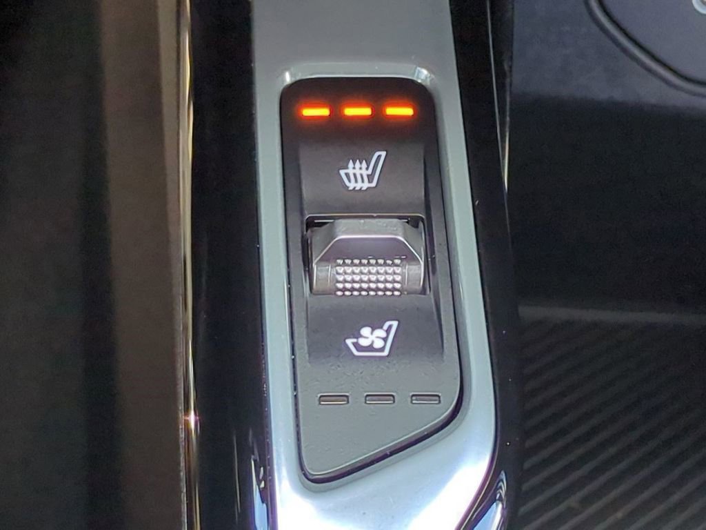 Used 2024 Kia Sorento SX Prestige w/ Sage Leather Package image 25