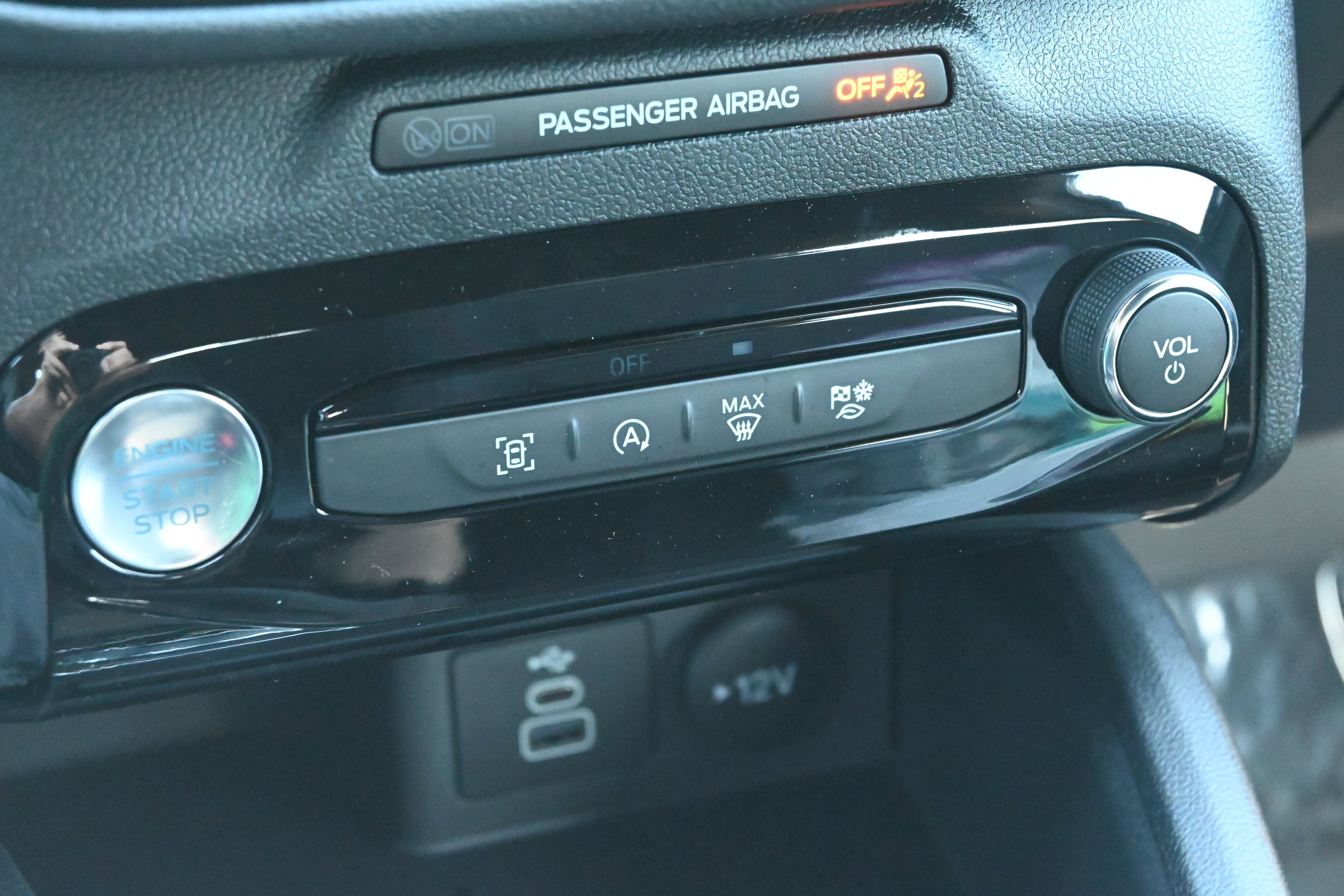 New 2026 Ford Escape ST-Line w/ Tech Pack #1 image 24