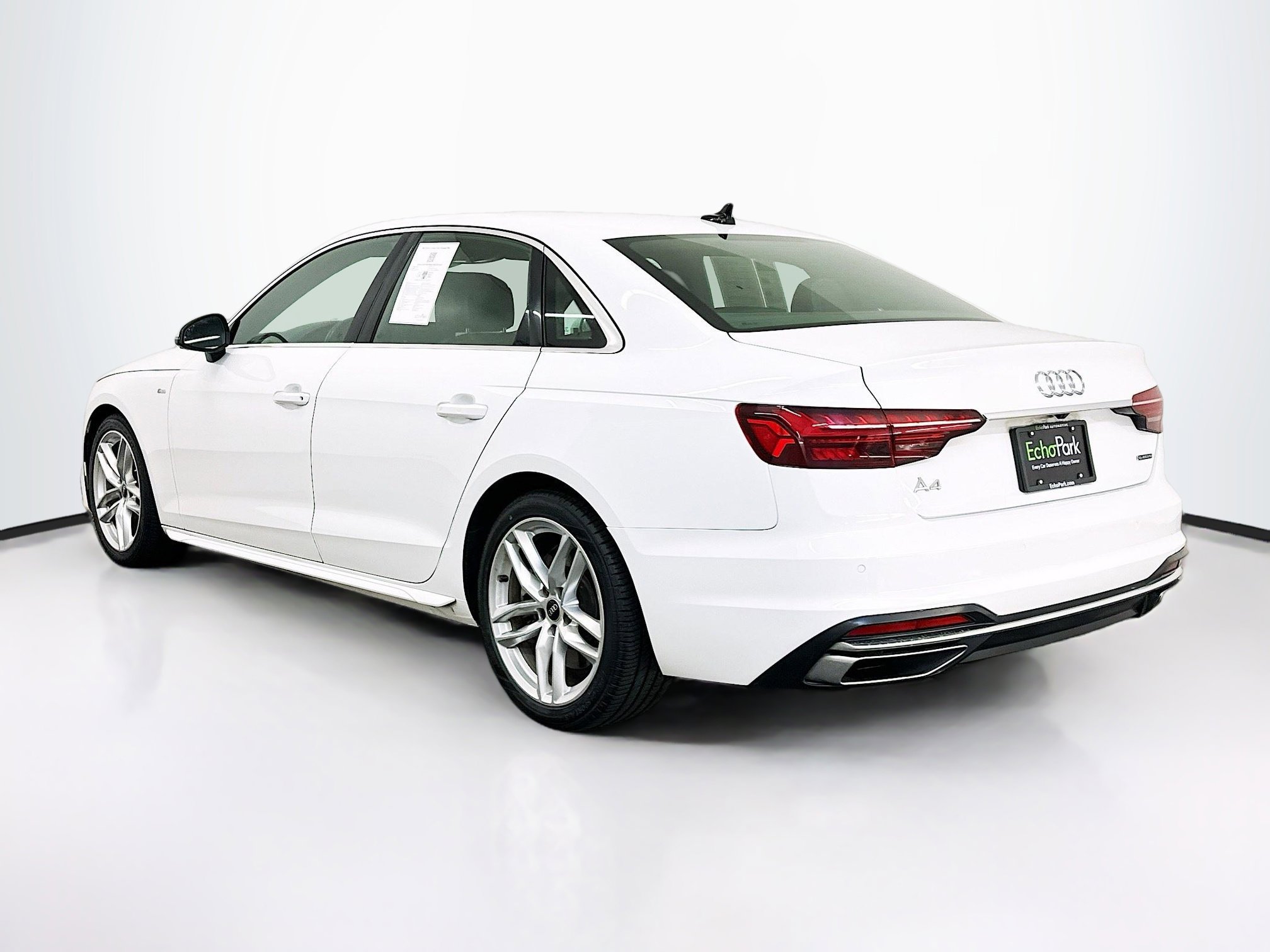 Used 2023 Audi A4 2.0T Premium Plus image 5