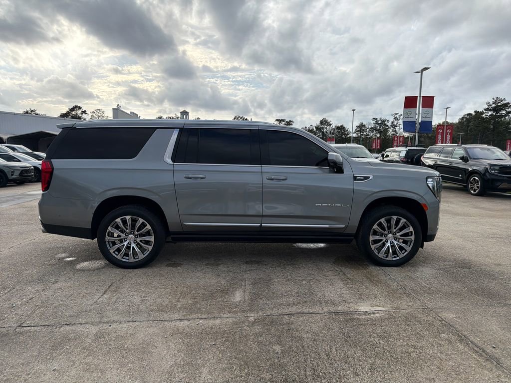 Certified 2023 GMC Yukon XL Denali w/ Denali Reserve Package RWD image 15