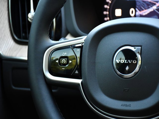 New 2026 Volvo XC60 B5 Plus w/ Protection Package Premier image 21