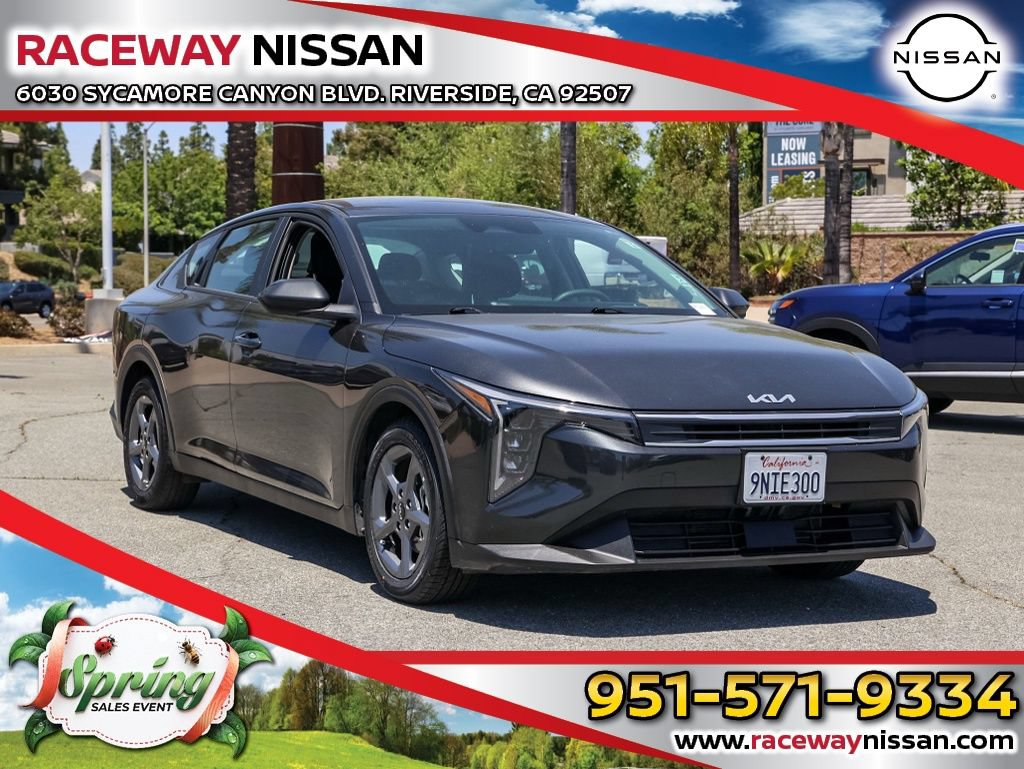 Used 2025 Kia K4 FWD image 1