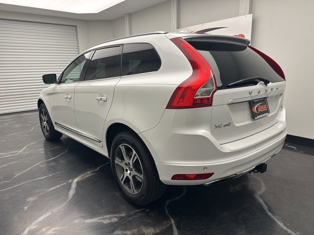 Used 2015 Volvo XC60 T6 Platinum AWD/4WD image 3