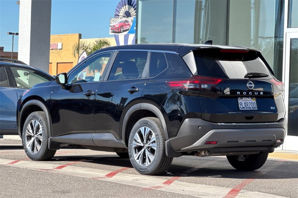 Used 2023 Nissan Rogue SV image 8