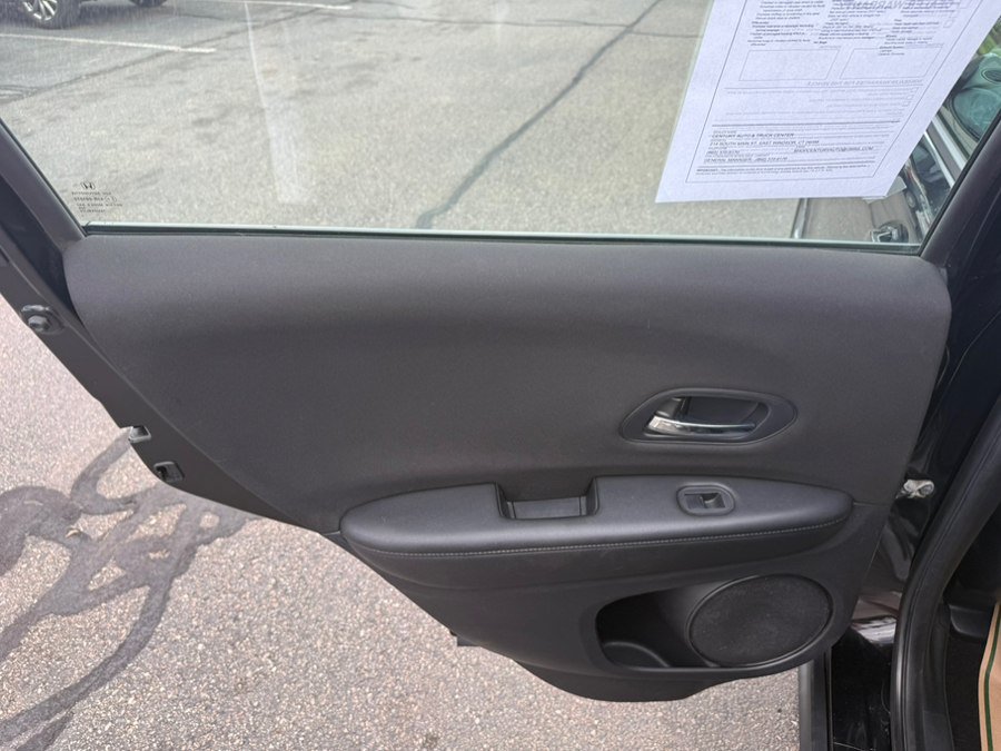 Used 2018 Honda HR-V LX image 21