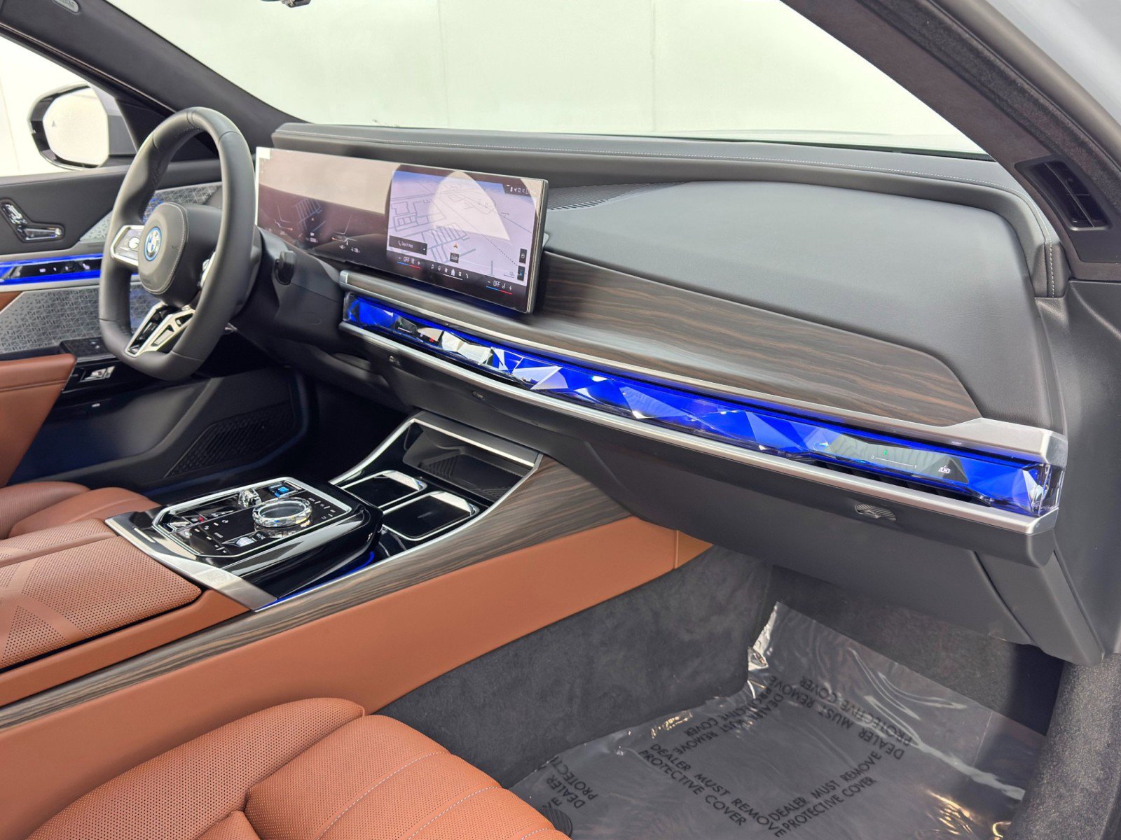 Used 2023 BMW i7 xDrive60 w/ Executive Package 2 image 15