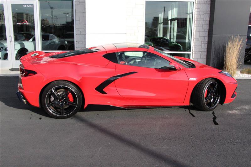 Used 2020 Chevrolet Corvette 3LT w/ 3LT Preferred Equipment Group image 8