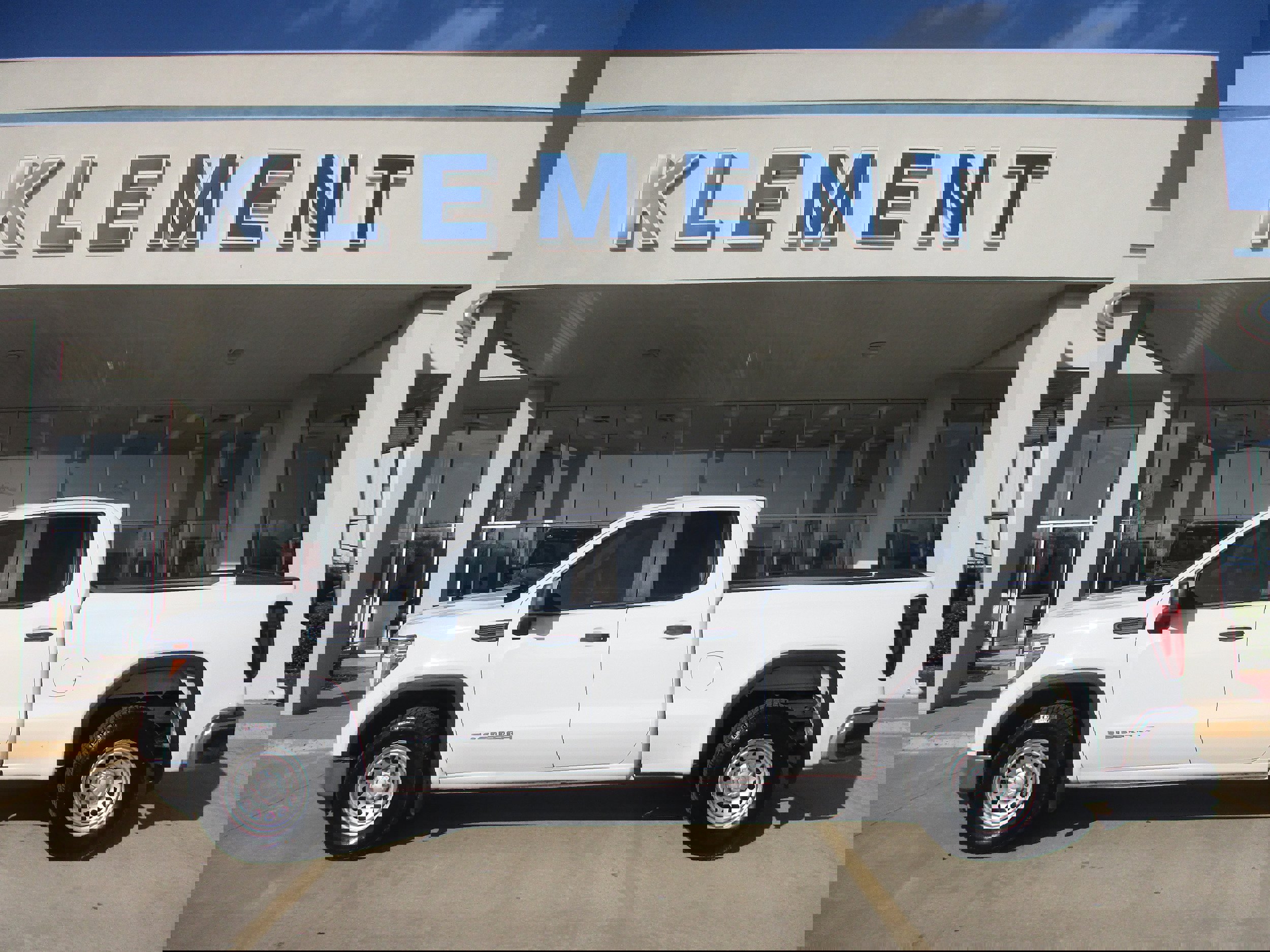 Used 2021 GMC Sierra 1500 2WD Double Cab w/ Sierra Value Package image 1