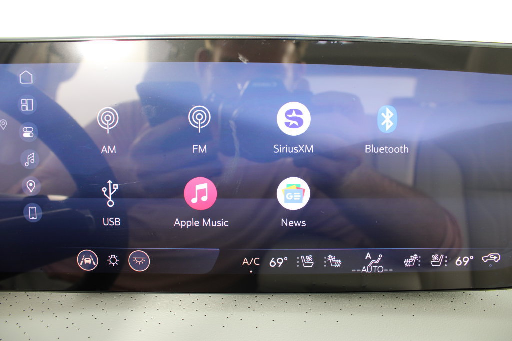 New 2027 Buick Enclave Avenir AWD/4WD image 7