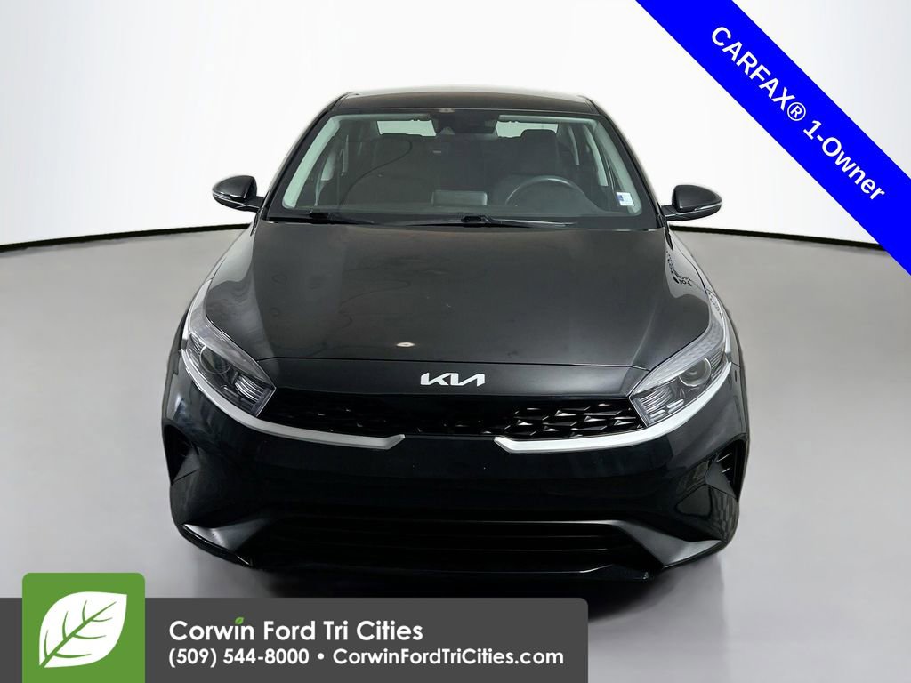 Used 2024 Kia Forte LXS w/ LXS Technology Package image 4