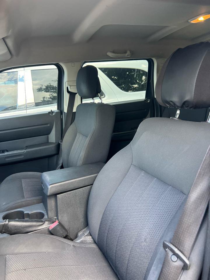 Used 2011 Dodge Nitro Heat w/ Popular Equipment Group RWD image 8