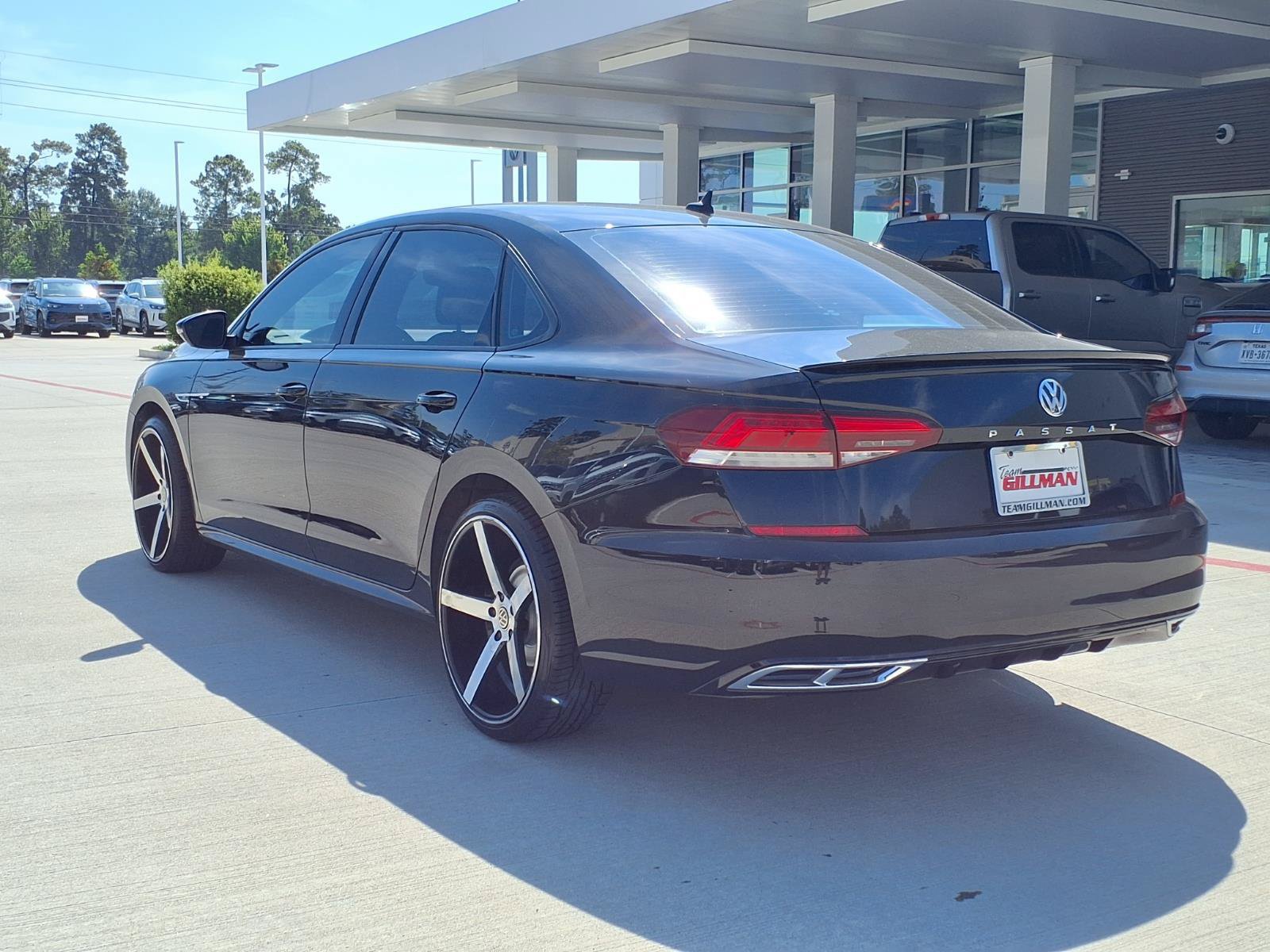 Used 2021 Volkswagen Passat 2.0T R-Line FWD image 9