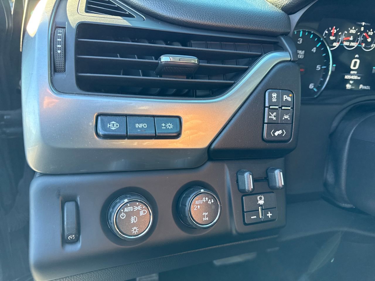 Used 2017 Chevrolet Tahoe Premier image 19