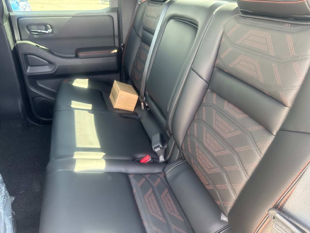 New 2025 Nissan Frontier Pro-X w/ Pro Premium Package RWD image 19
