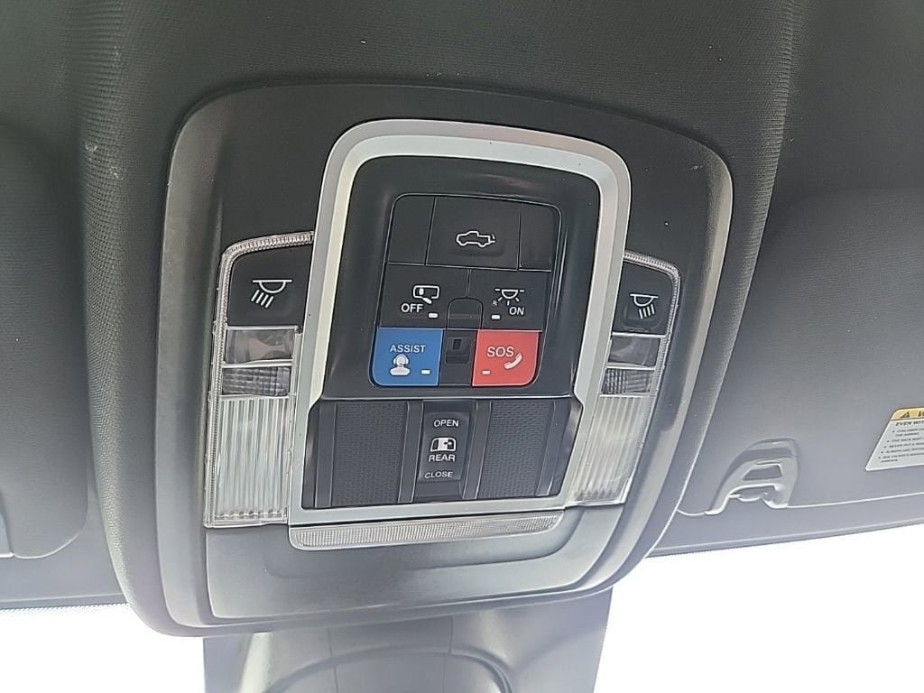 Used 2022 RAM 2500 Limited AWD/4WD image 19
