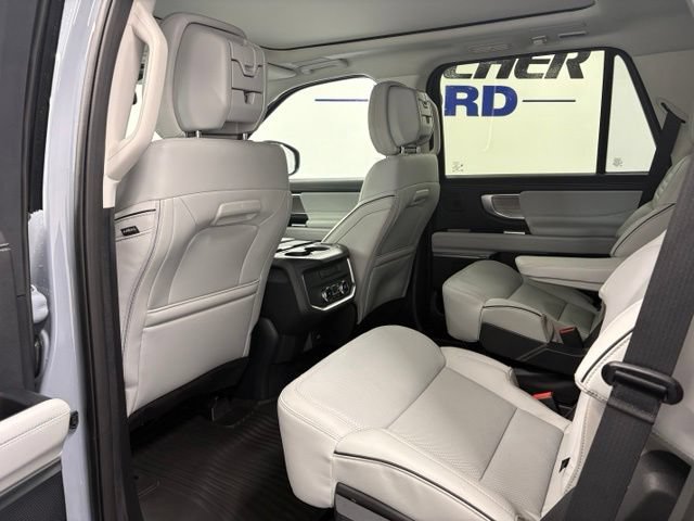 New 2027 Ford Expedition Platinum w/ Platinum Ultimate Package AWD/4WD image 12