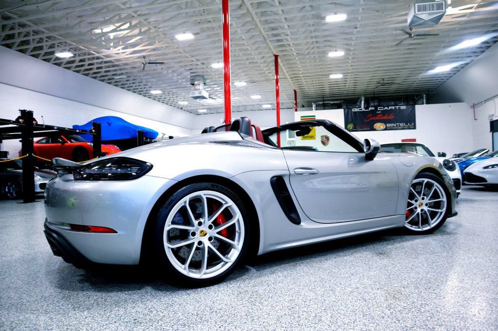 Used 2023 Porsche 718 Boxster Spyder RWD image 13