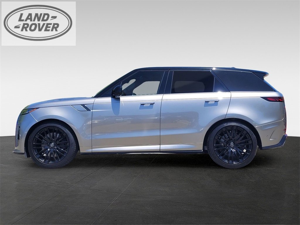 Used 2024 Land Rover Range Rover Sport image 7